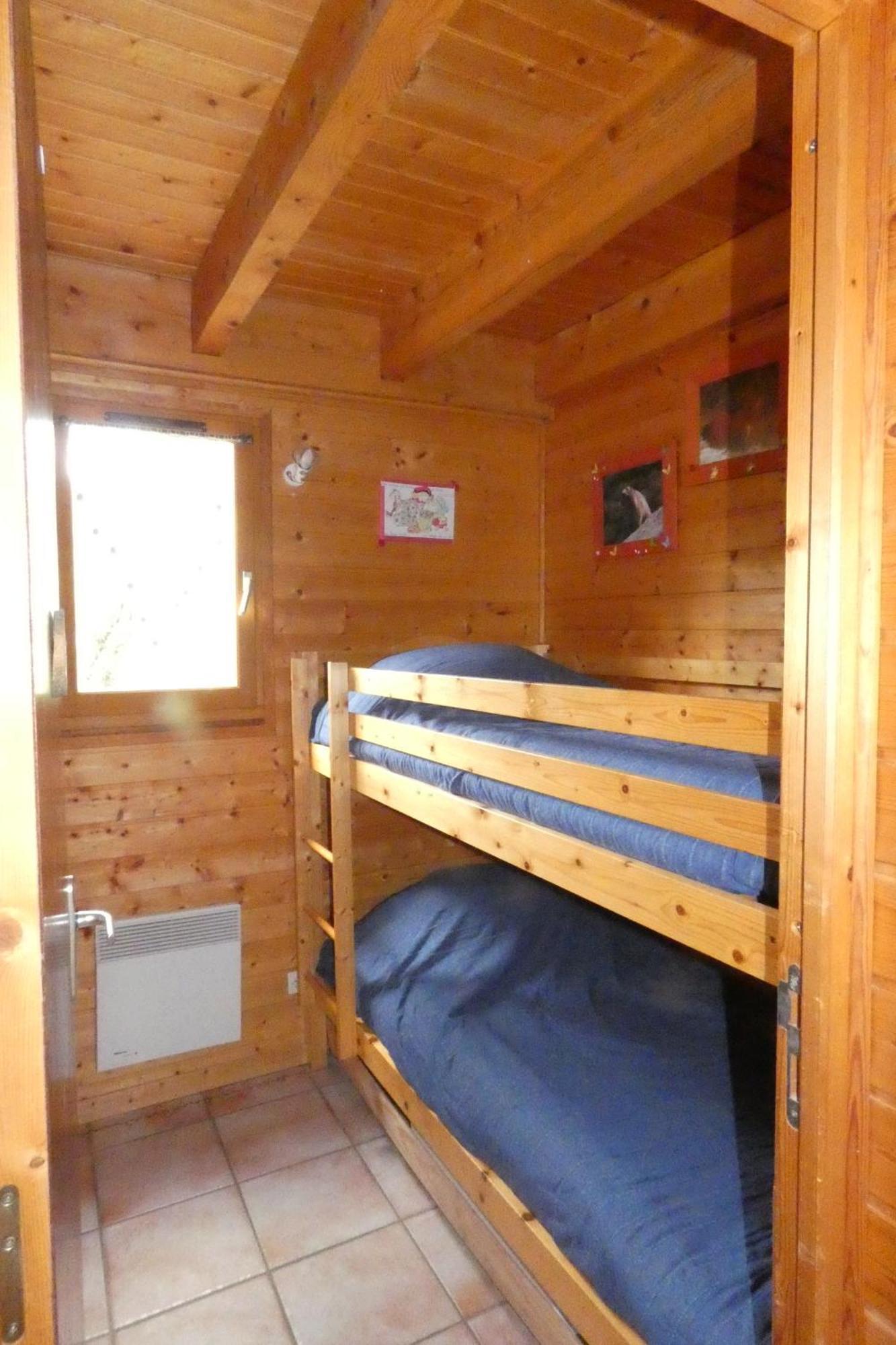 Les Chalets De La Vigne Grande Saint-Floret Luaran gambar